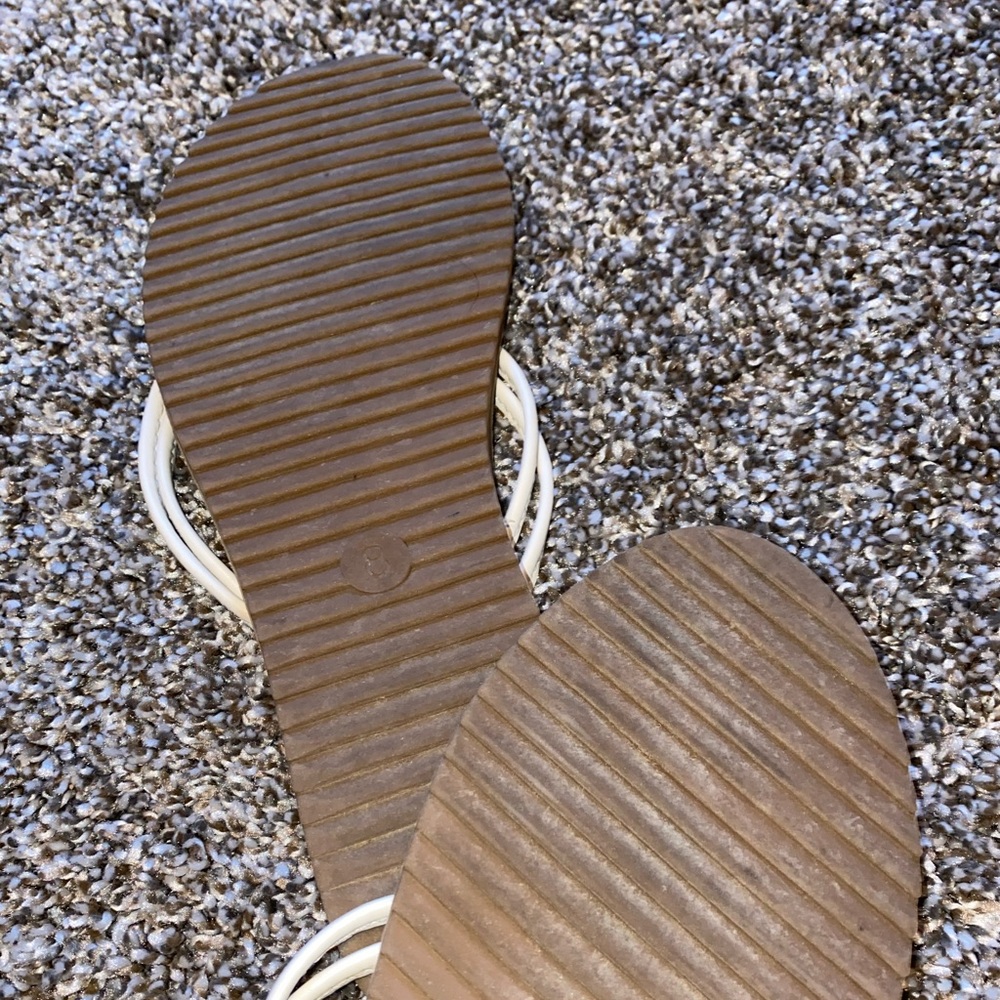 Target sandals - Picture 2 of 2